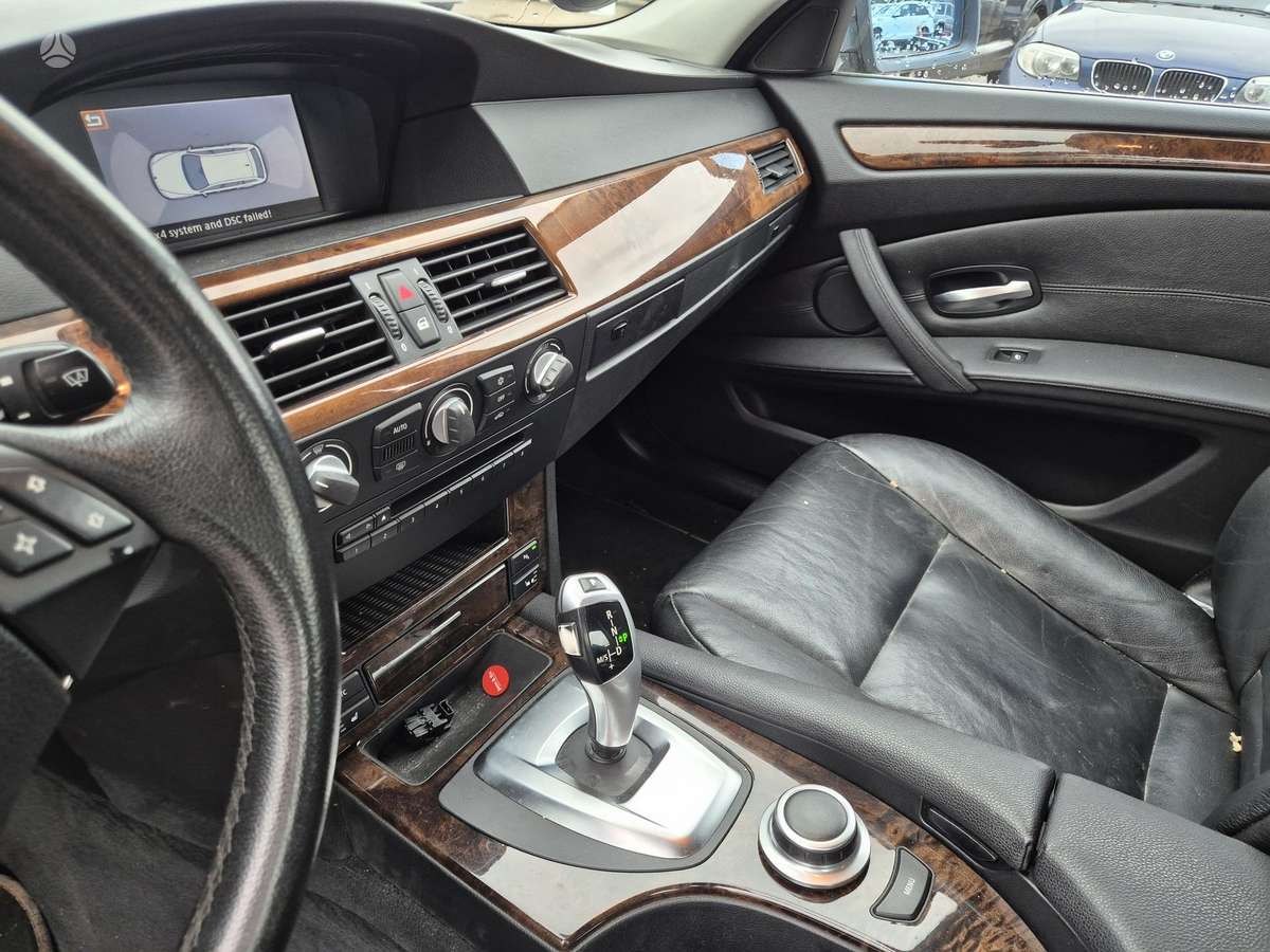 BMW 525, 2.5 l., wagon