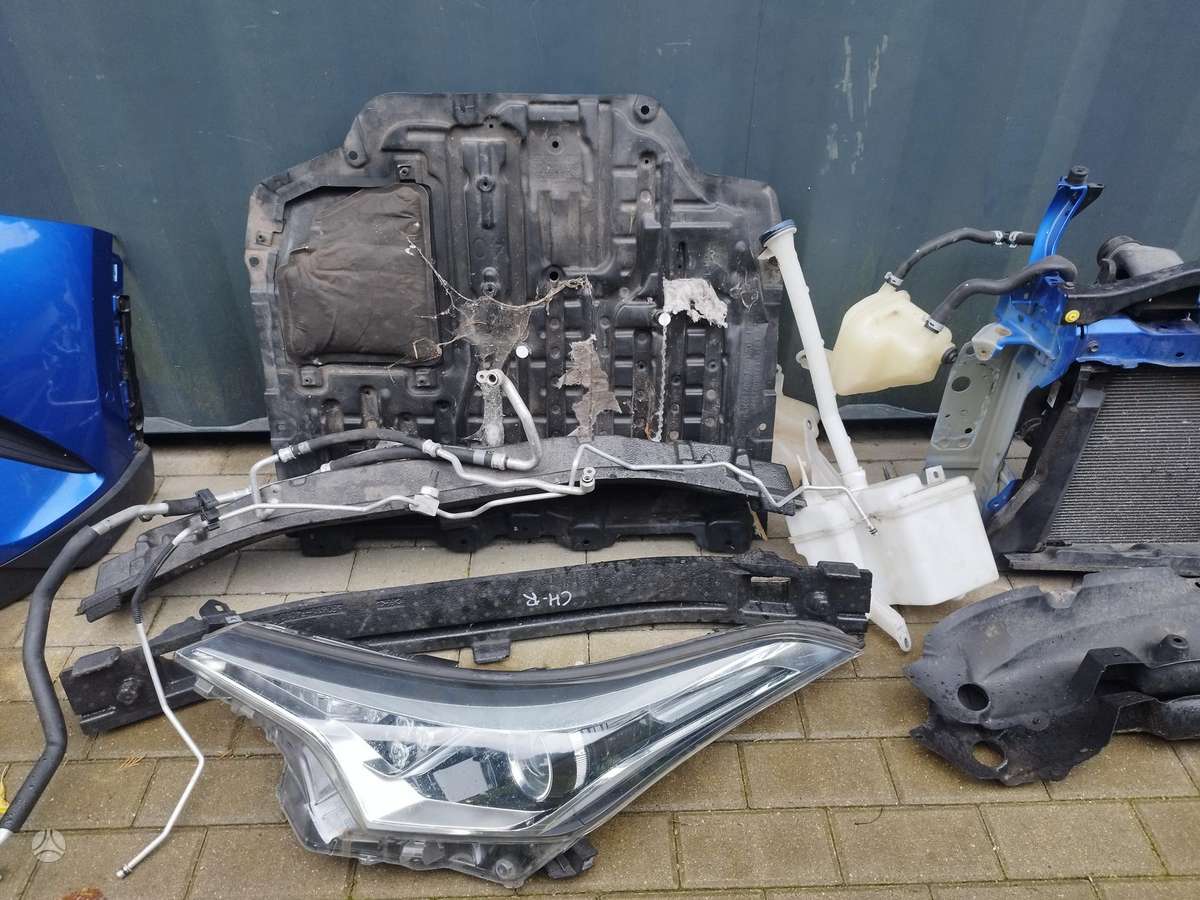 Toyota C-HR Be defektų