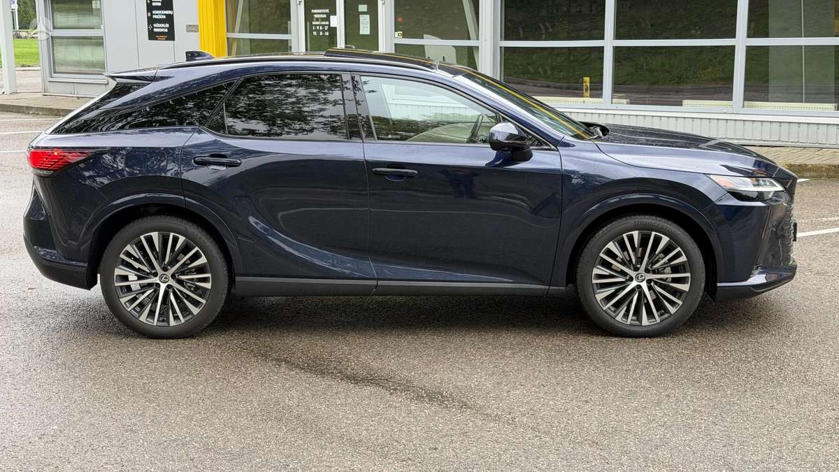 Lexus RX 450h+ - 8