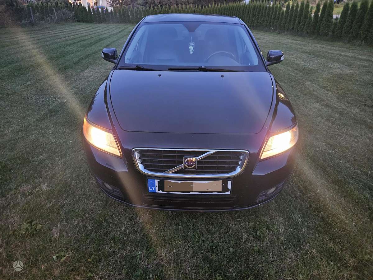 Volvo V50, 2.4 l., wagon