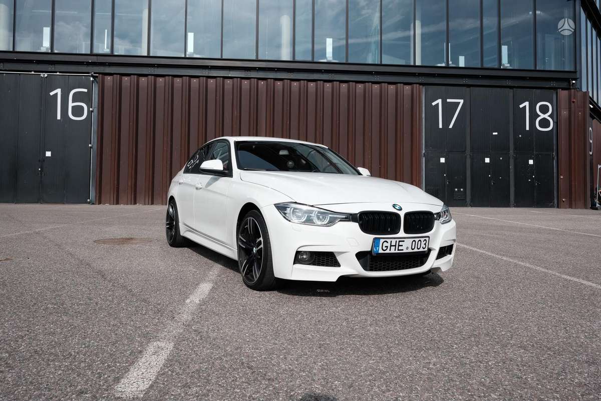 BMW 320 - 1
