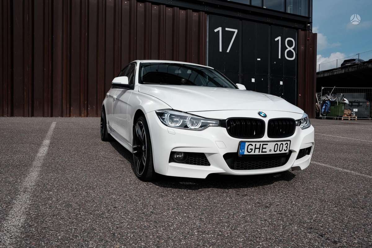 BMW 320 - 4