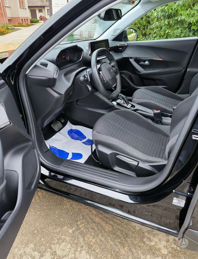Peugeot 2008 - 7