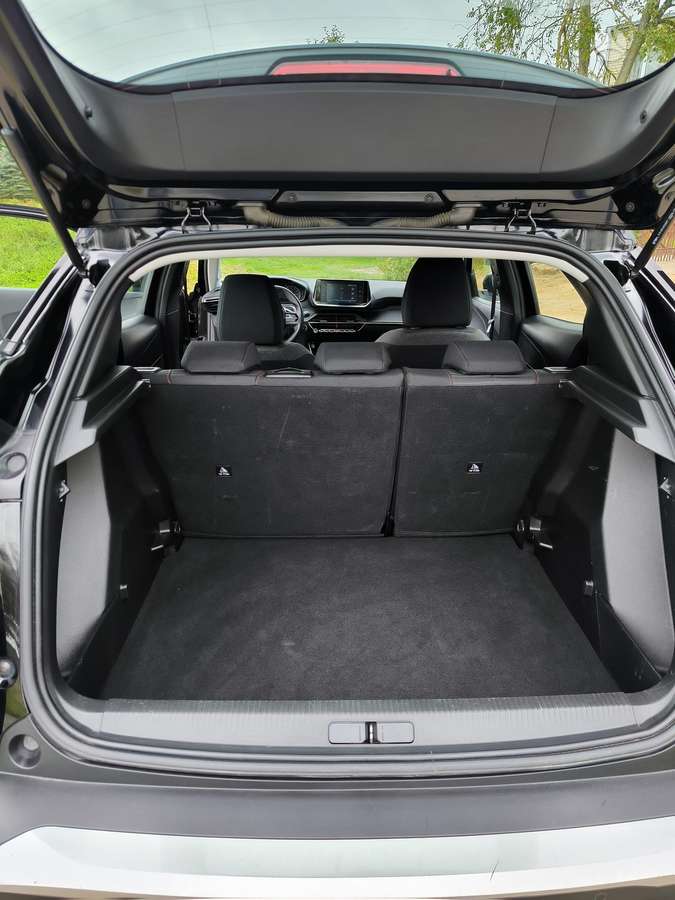 Peugeot 2008 - 11