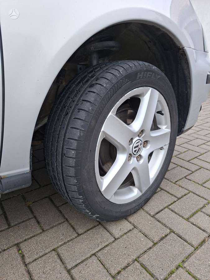 Volkswagen Sharan - 3