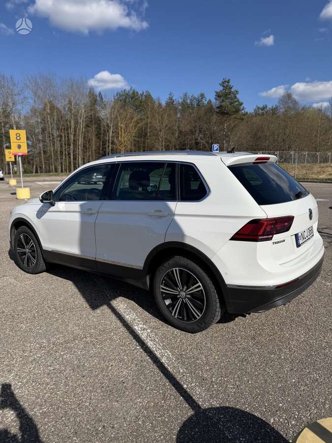 Volkswagen Tiguan - 6