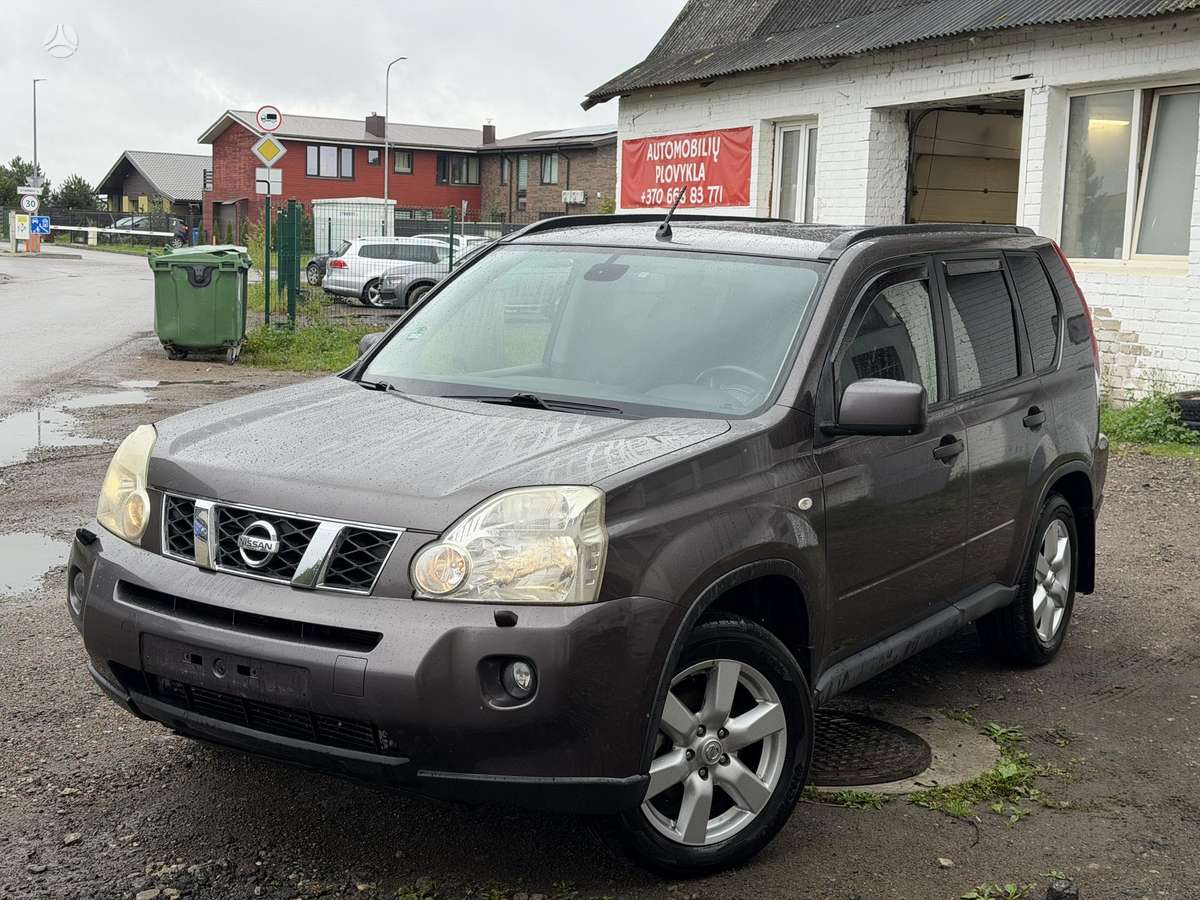 Nissan X-Trail - 1