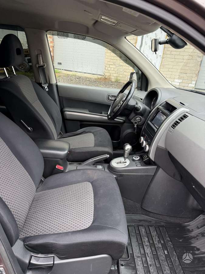 Nissan X-Trail - 9