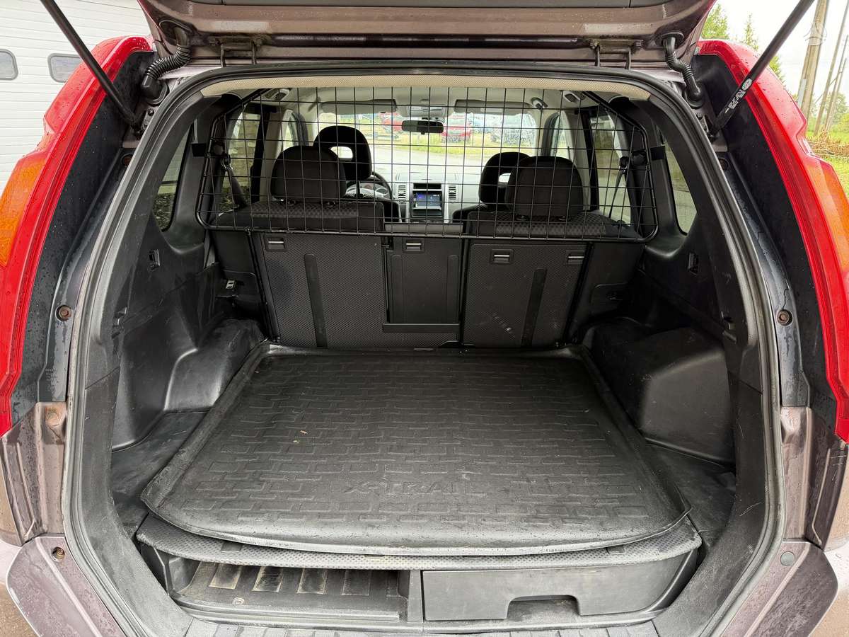 Nissan X-Trail - 12