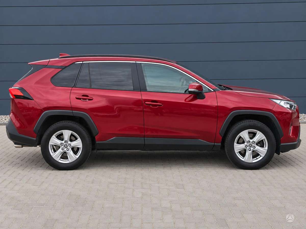 Toyota RAV4 - 4