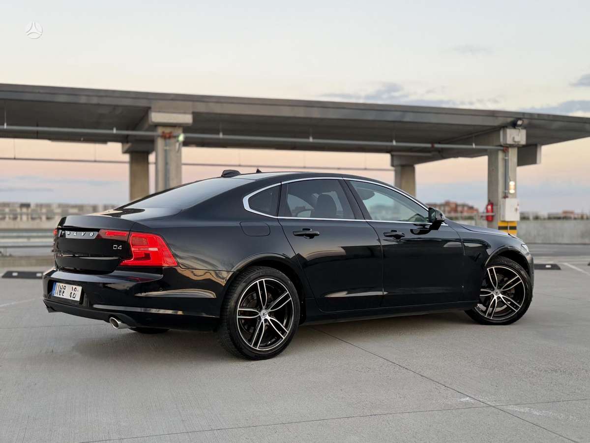 Volvo S90, 2.0 l., Седан