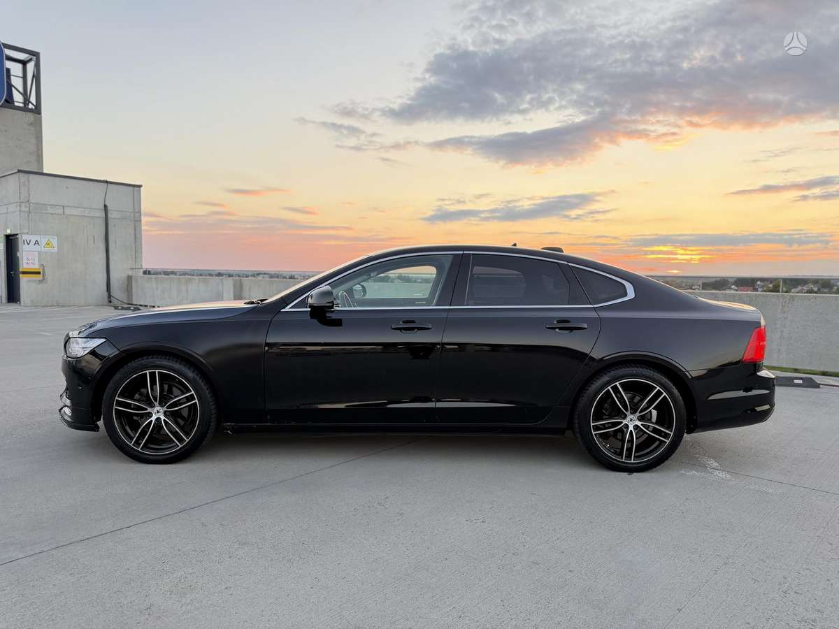 Volvo S90, 2.0 l., Седан