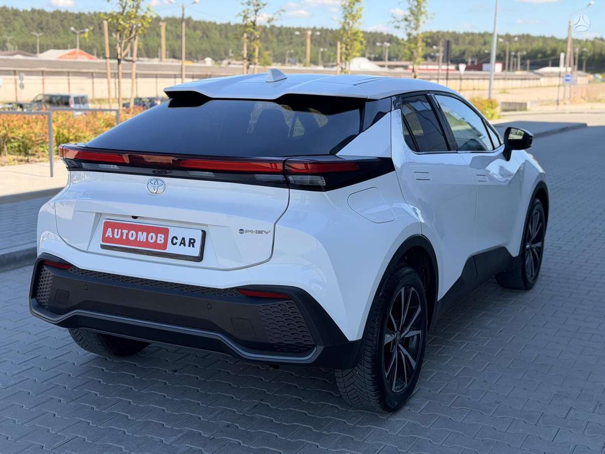 Toyota C-HR - 5