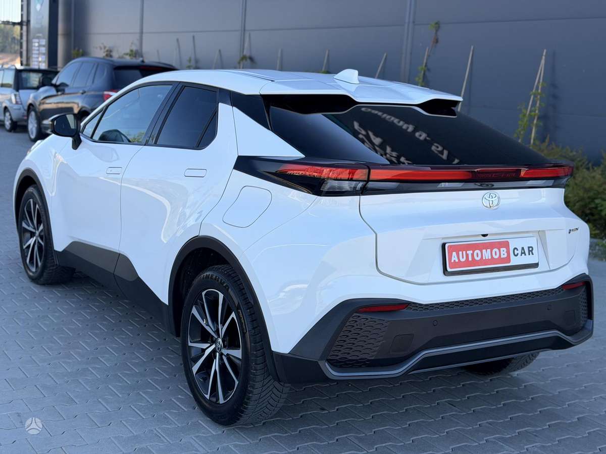 Toyota C-HR - 7