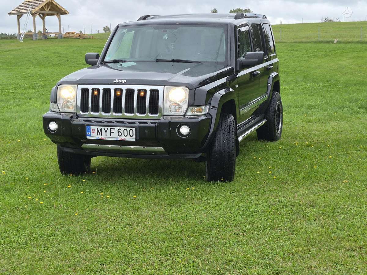 Jeep Commander - 1