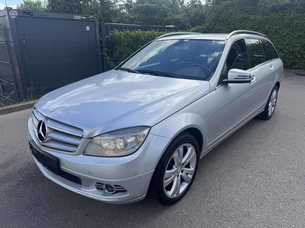 Mercedes-Benz C220 - 2