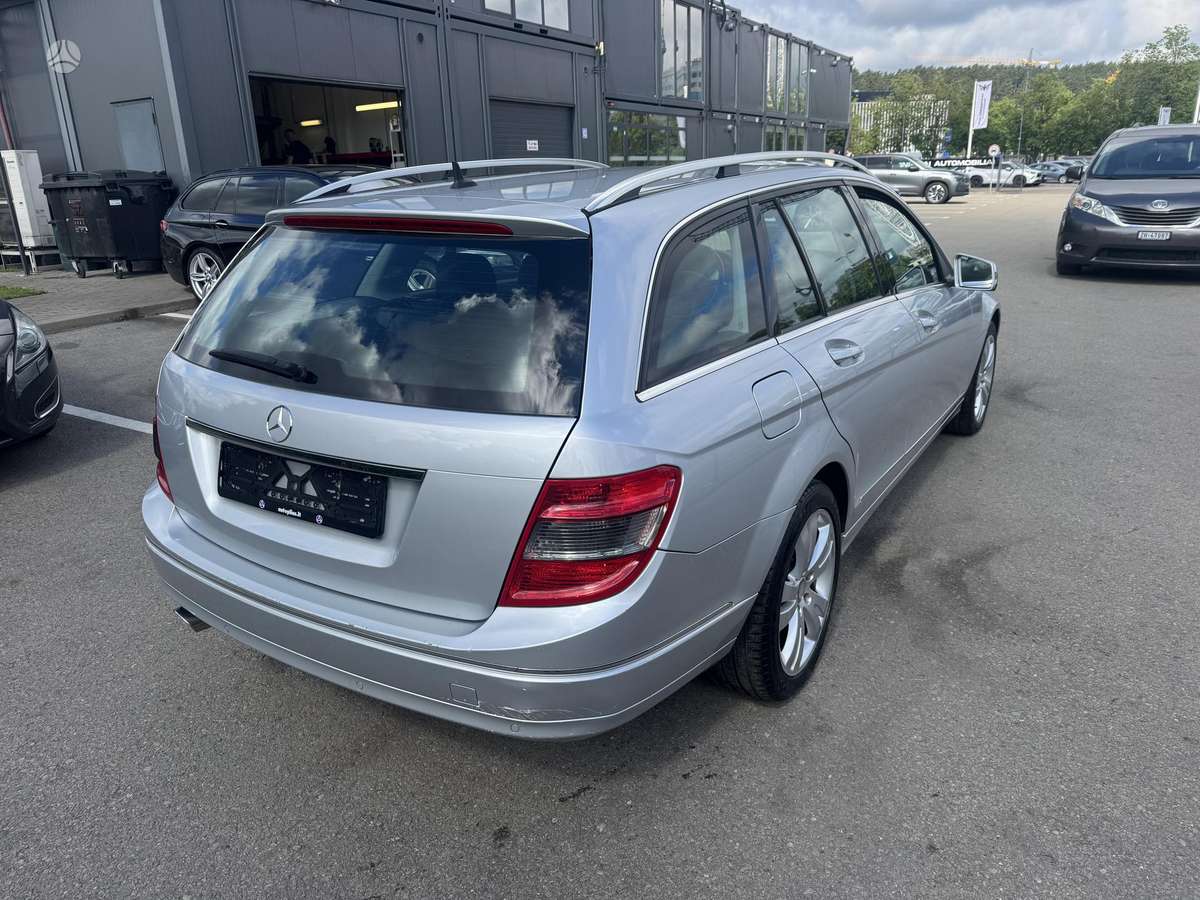 Mercedes-Benz C220 - 4