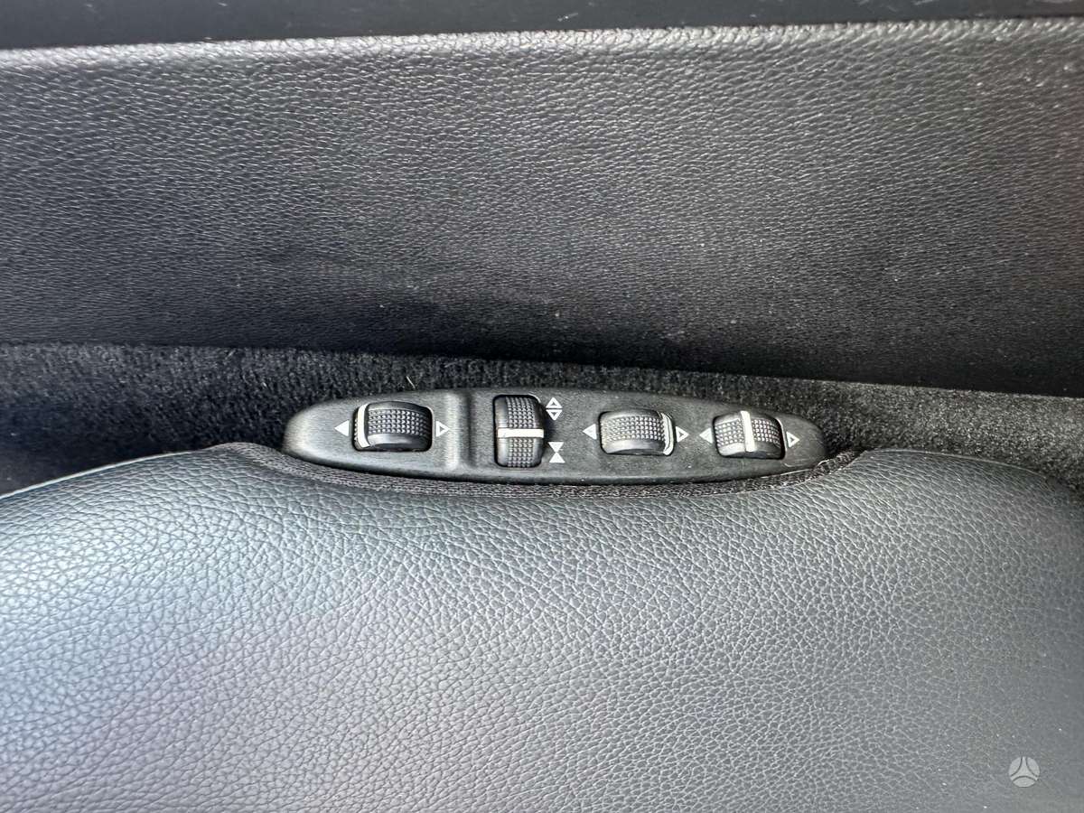 Mercedes-Benz C220 - 9