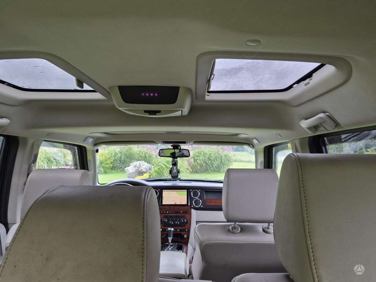 Jeep Commander - 12