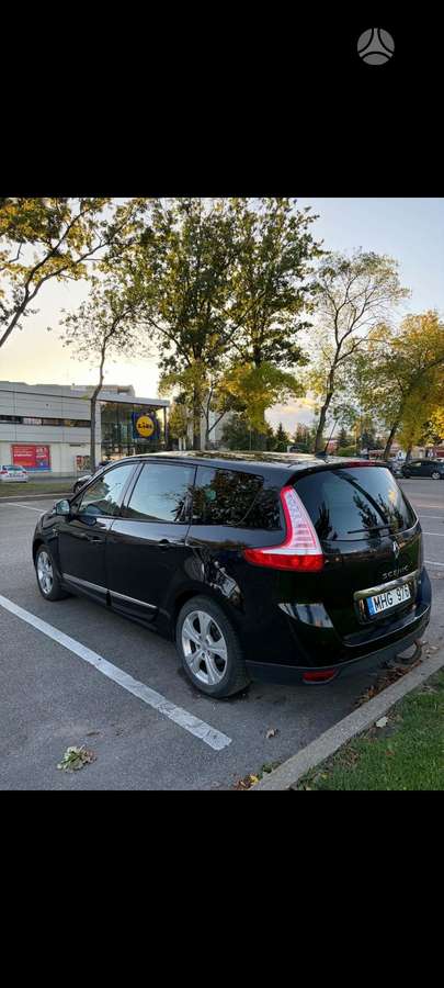 Renault Grand Scenic - 5