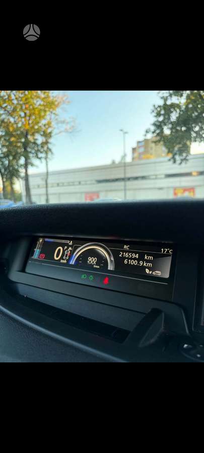 Renault Grand Scenic - 10