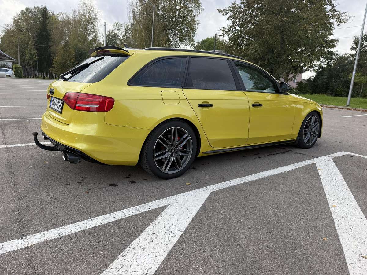Audi A4, 2.0 l., Универсал