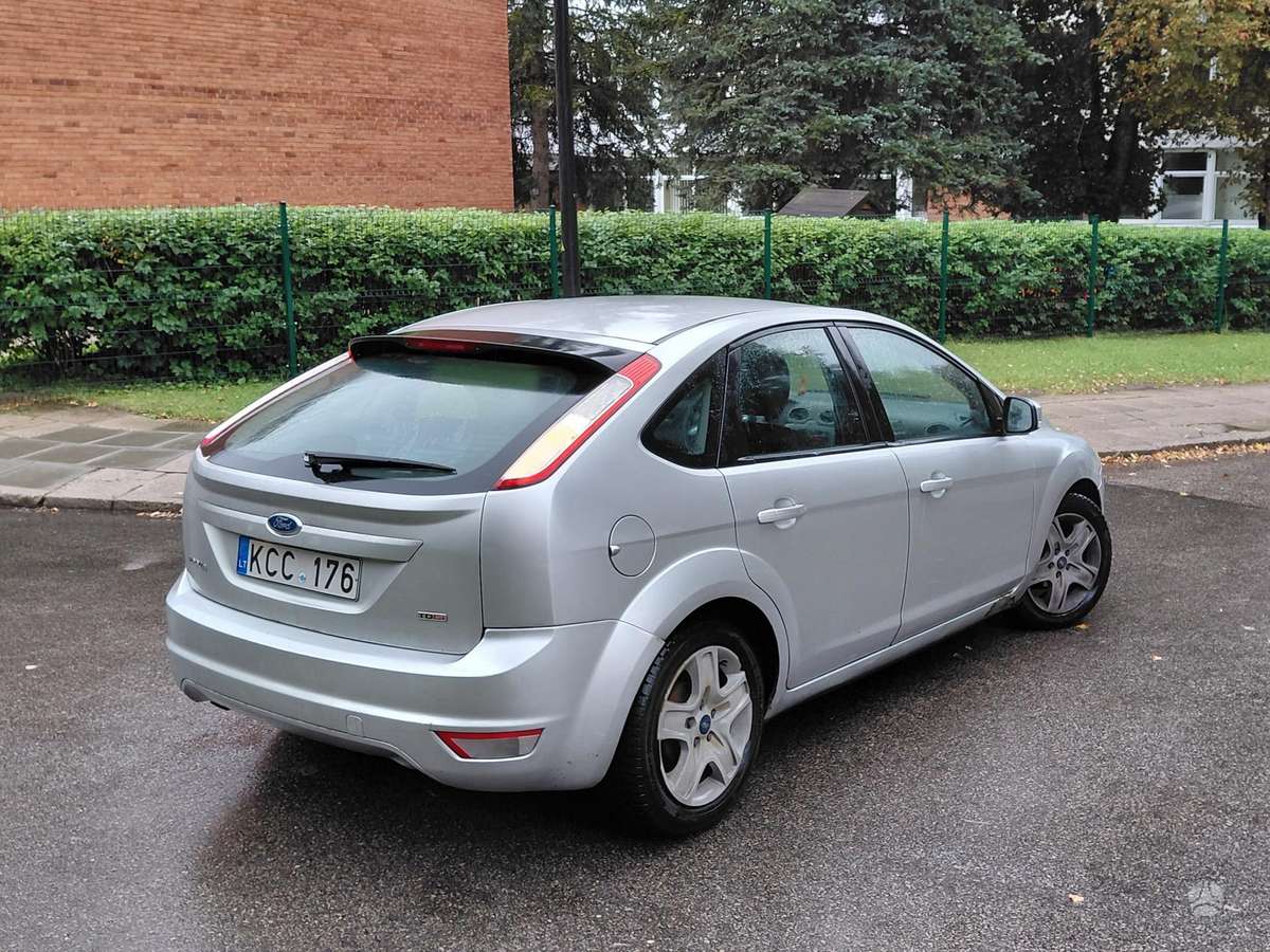 Ford Focus - 2