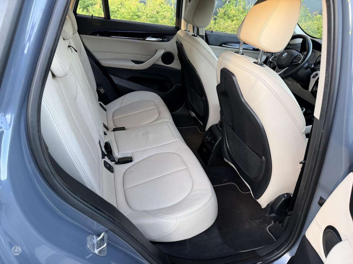 BMW X1 - 12