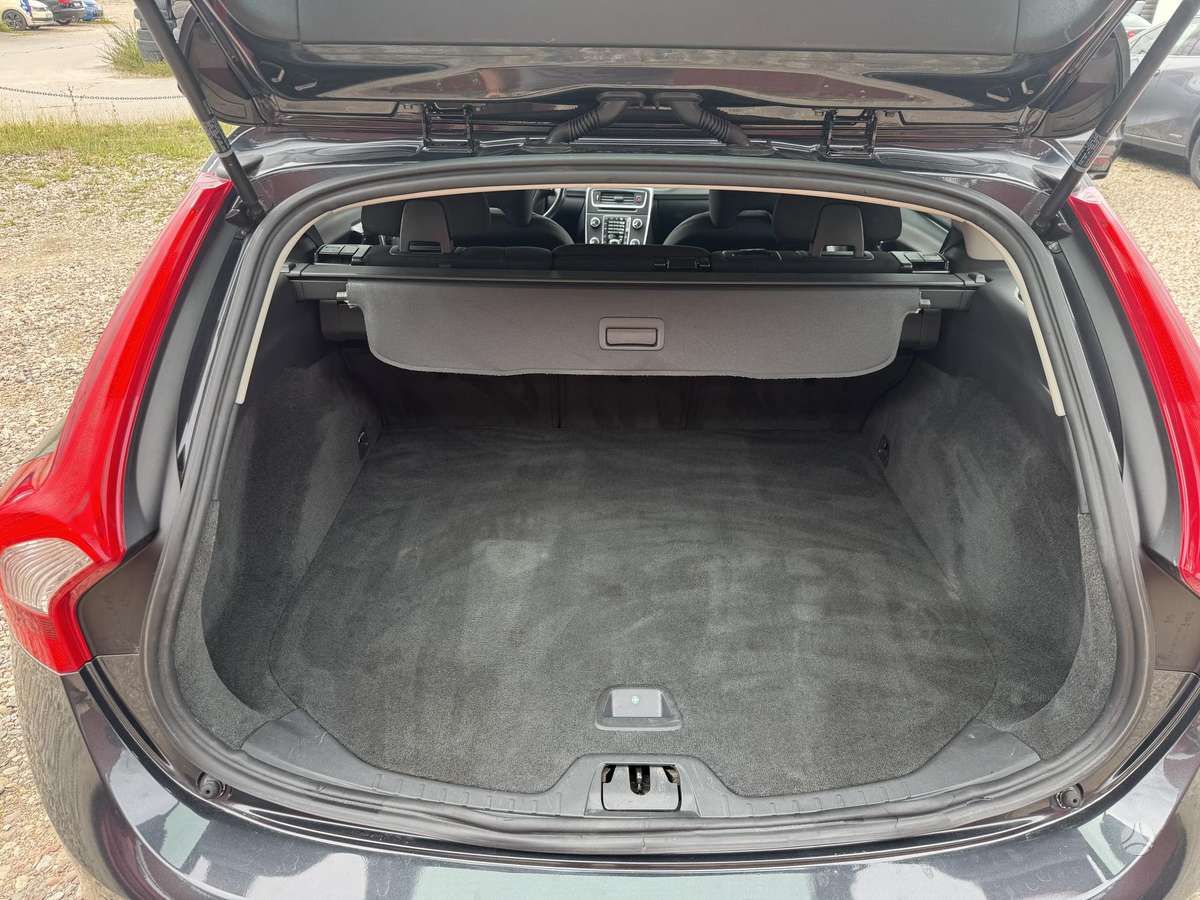 Volvo V60, 2.4 l., wagon