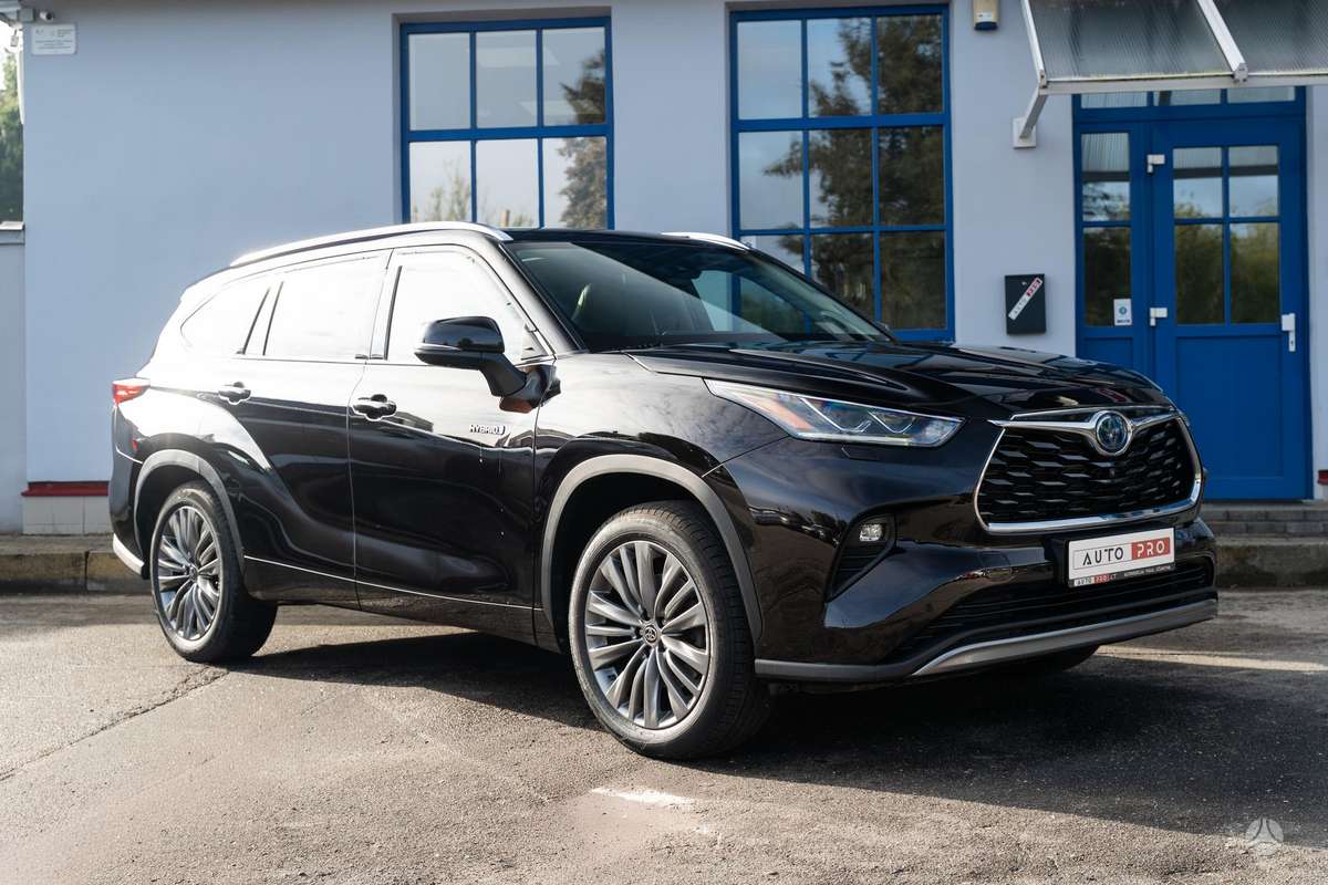 Toyota Highlander - 1