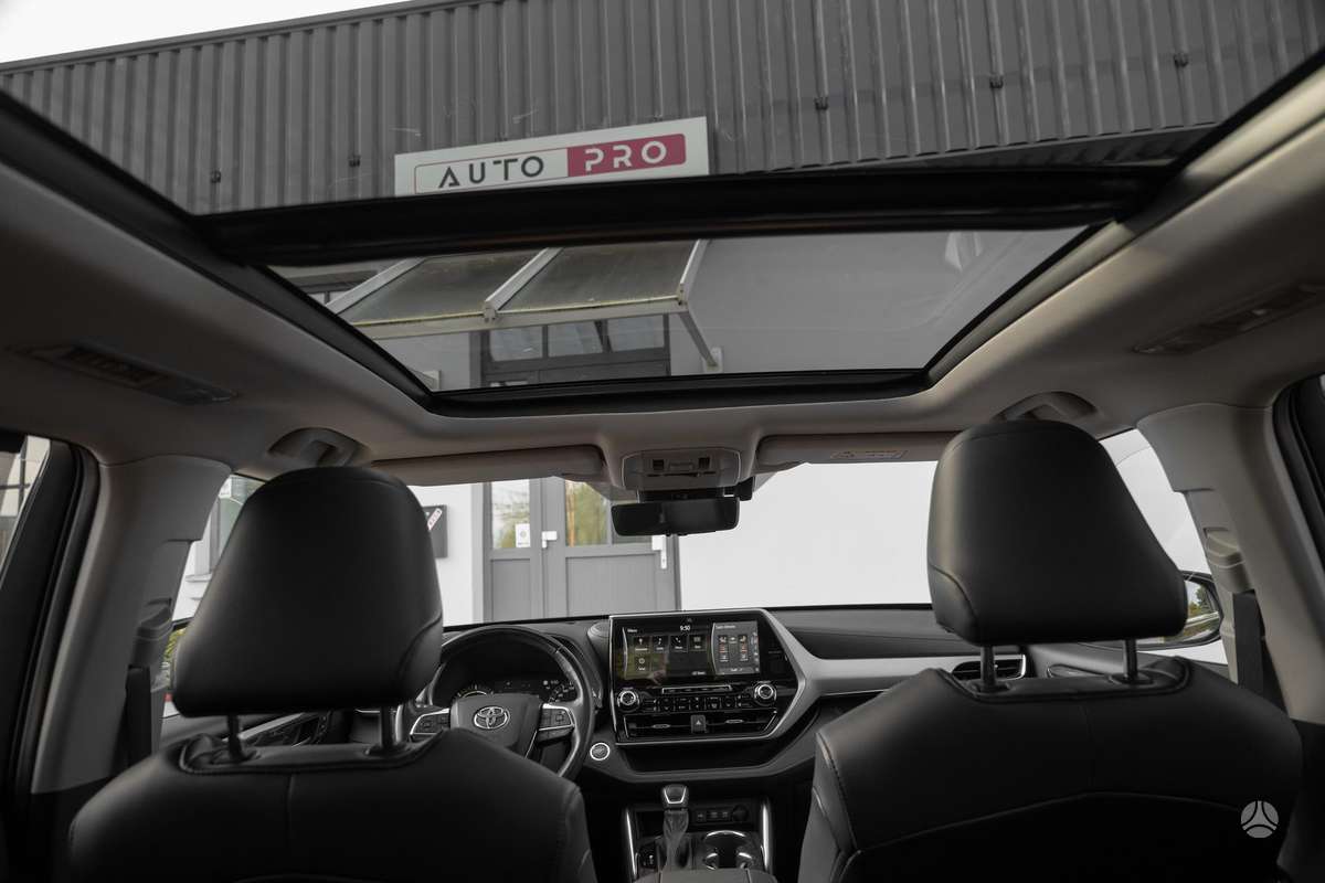 Toyota Highlander - 4