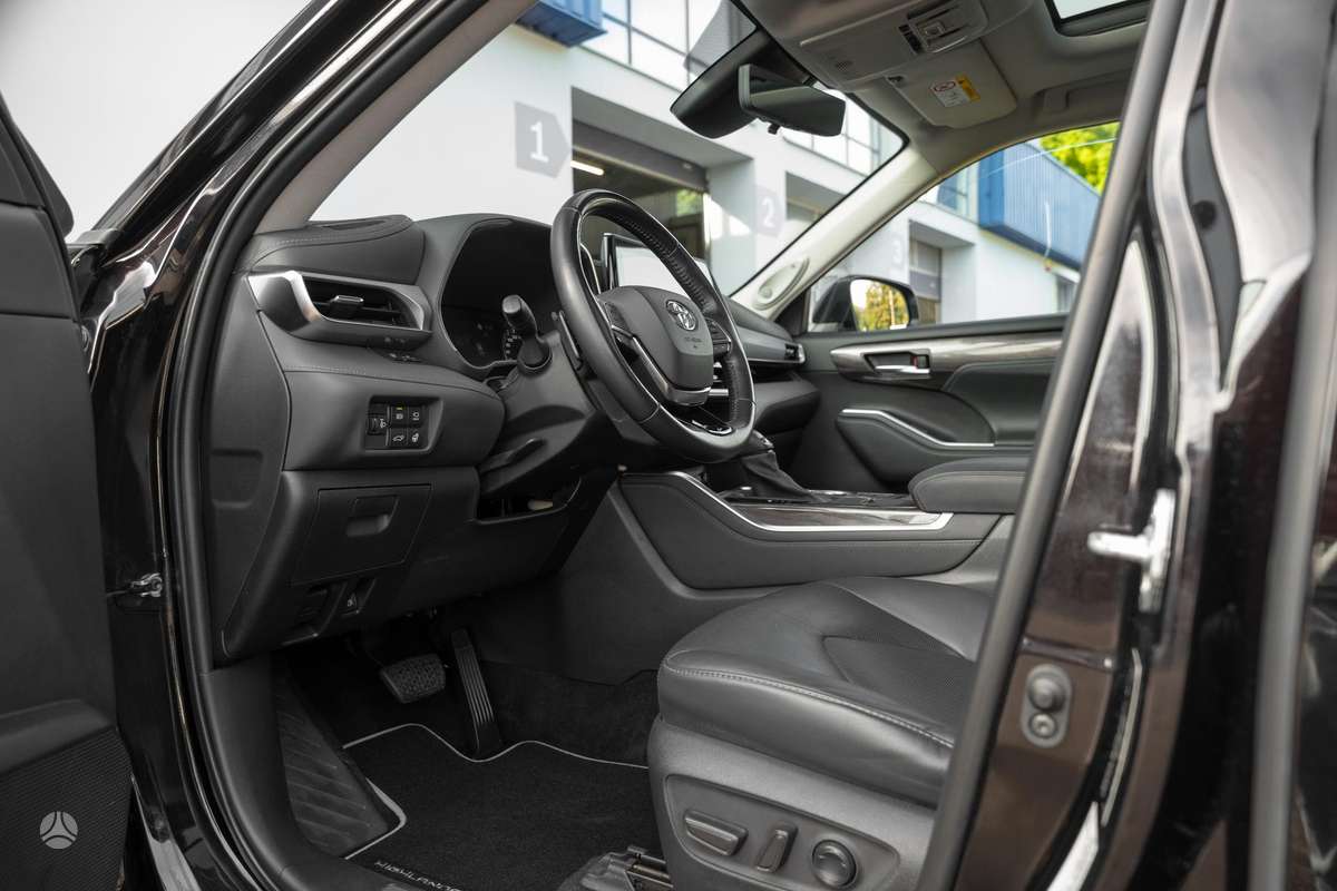 Toyota Highlander - 3