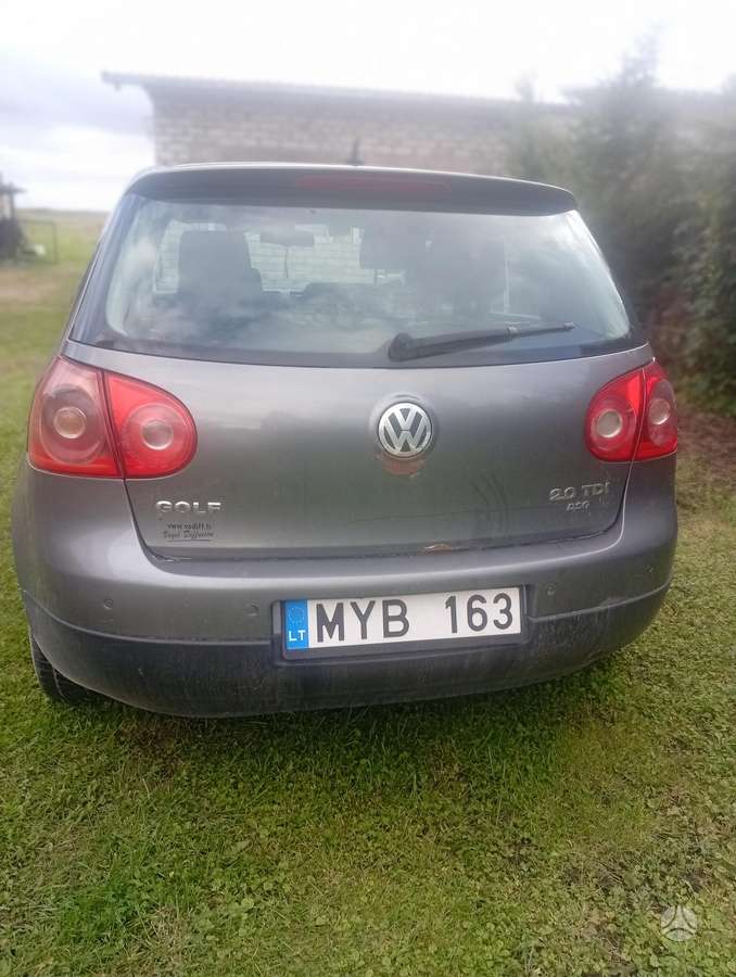 Volkswagen Golf - 4