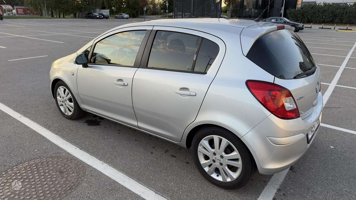 Opel Corsa - 5