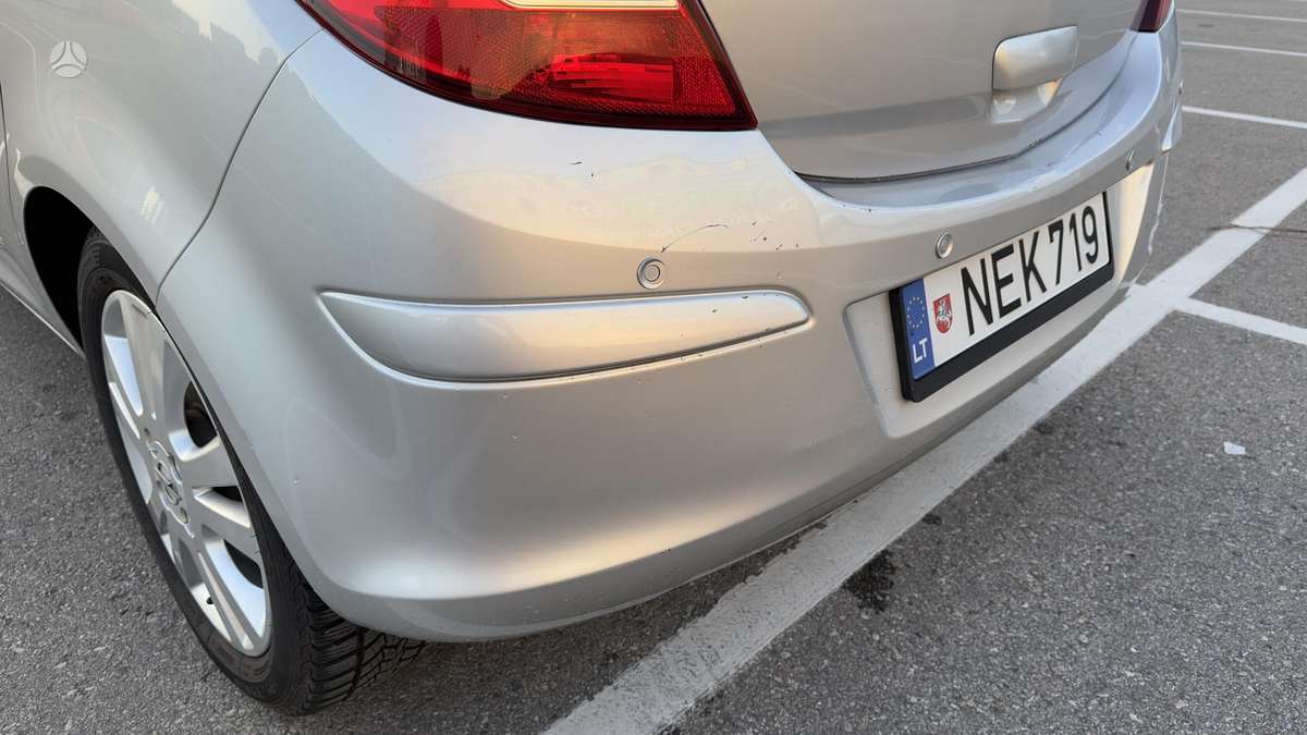 Opel Corsa - 8