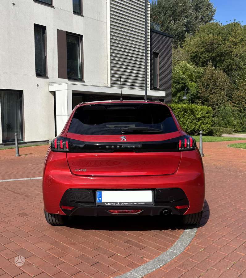 Peugeot 208 - 3