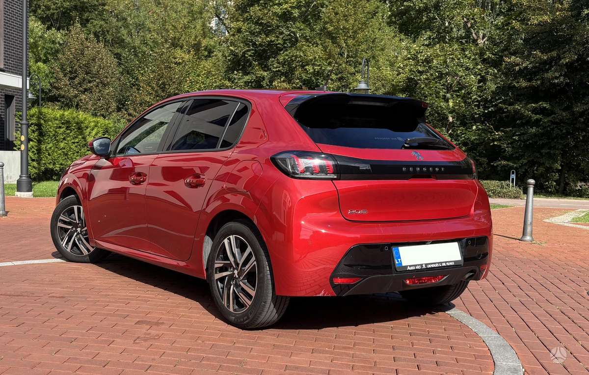 Peugeot 208 - 4