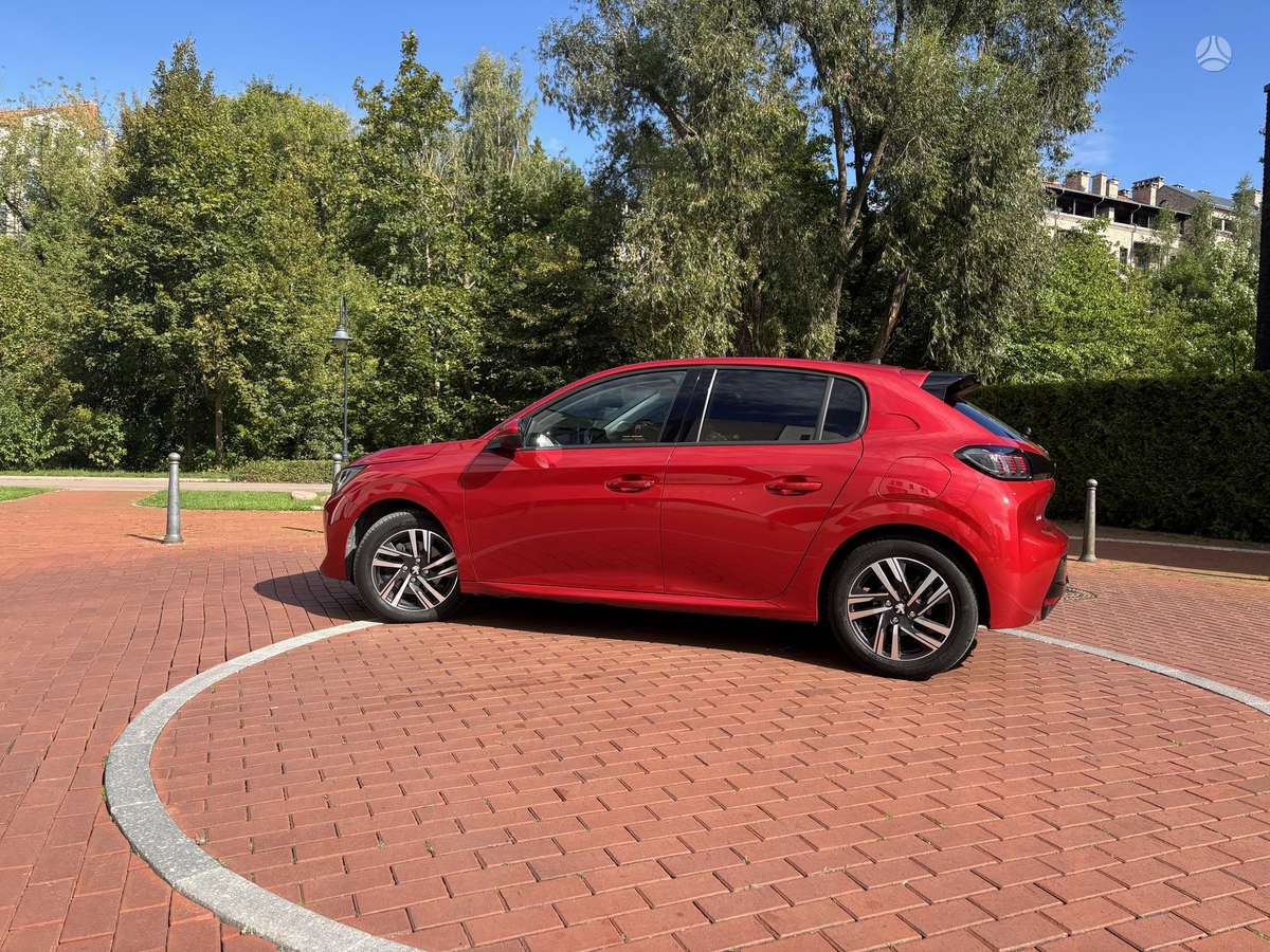 Peugeot 208 - 6