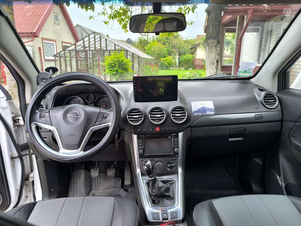Opel Antara - 12