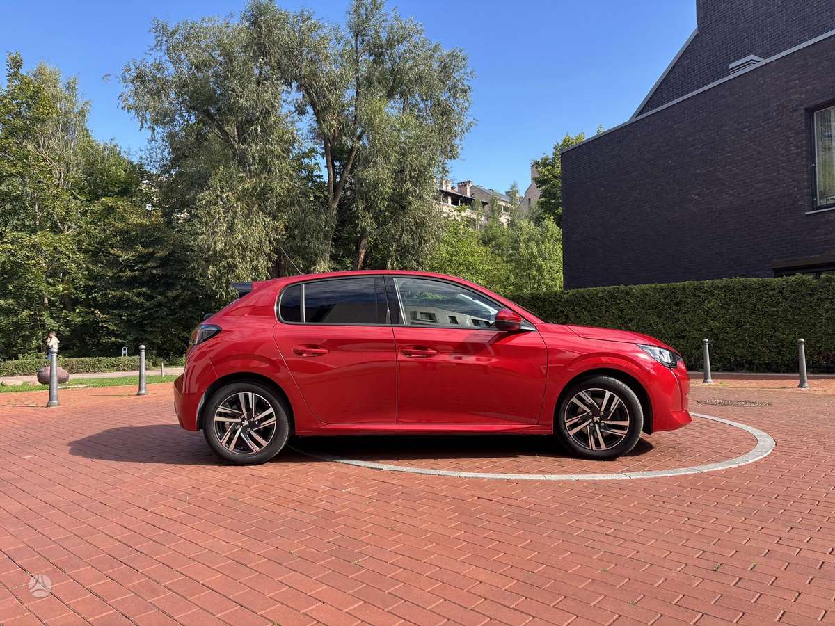 Peugeot 208 - 7