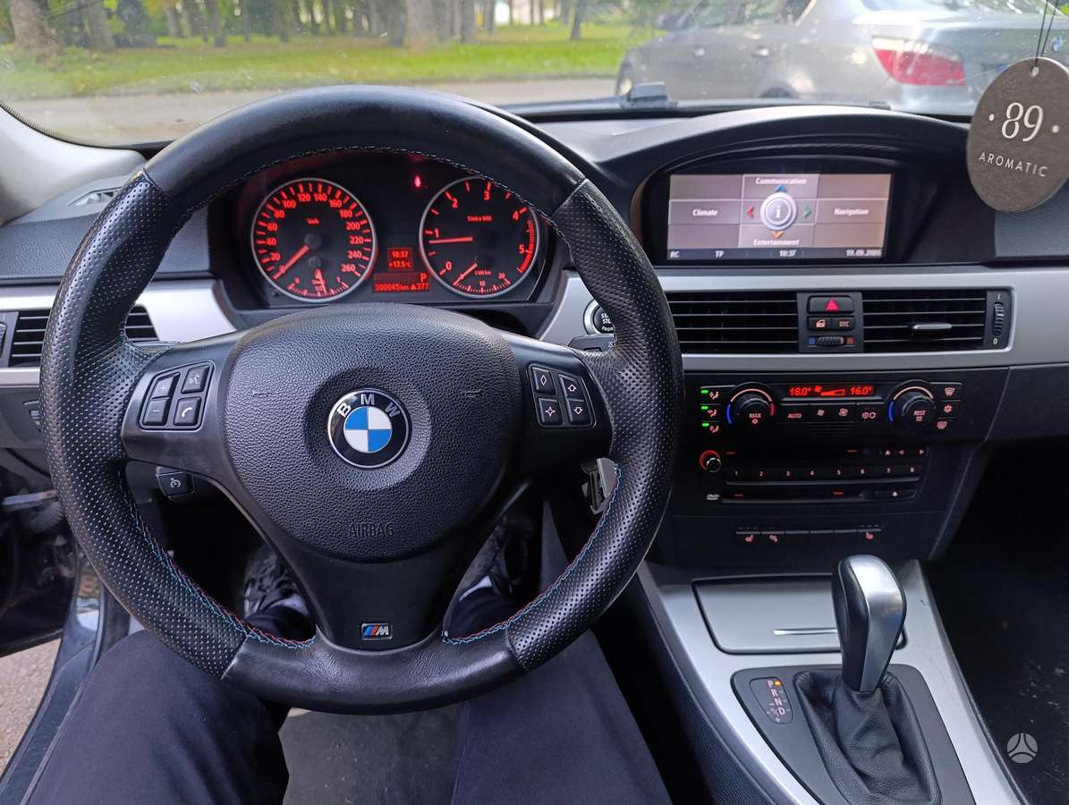 BMW 320 - 12