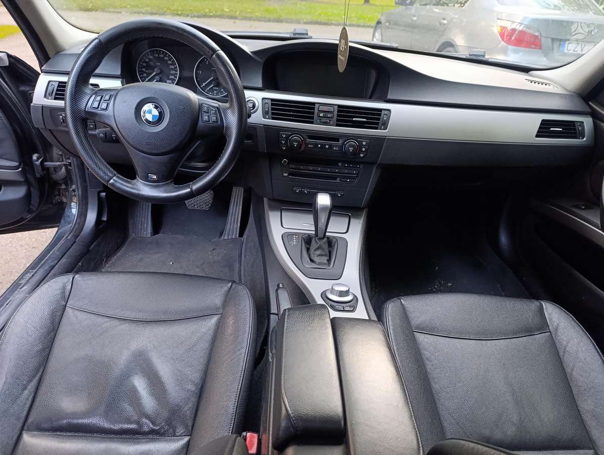 BMW 320 - 11