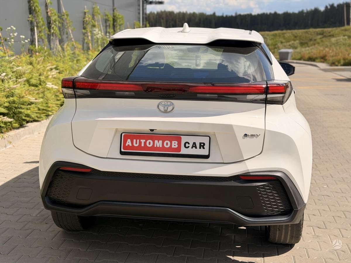 Toyota C-HR - 6