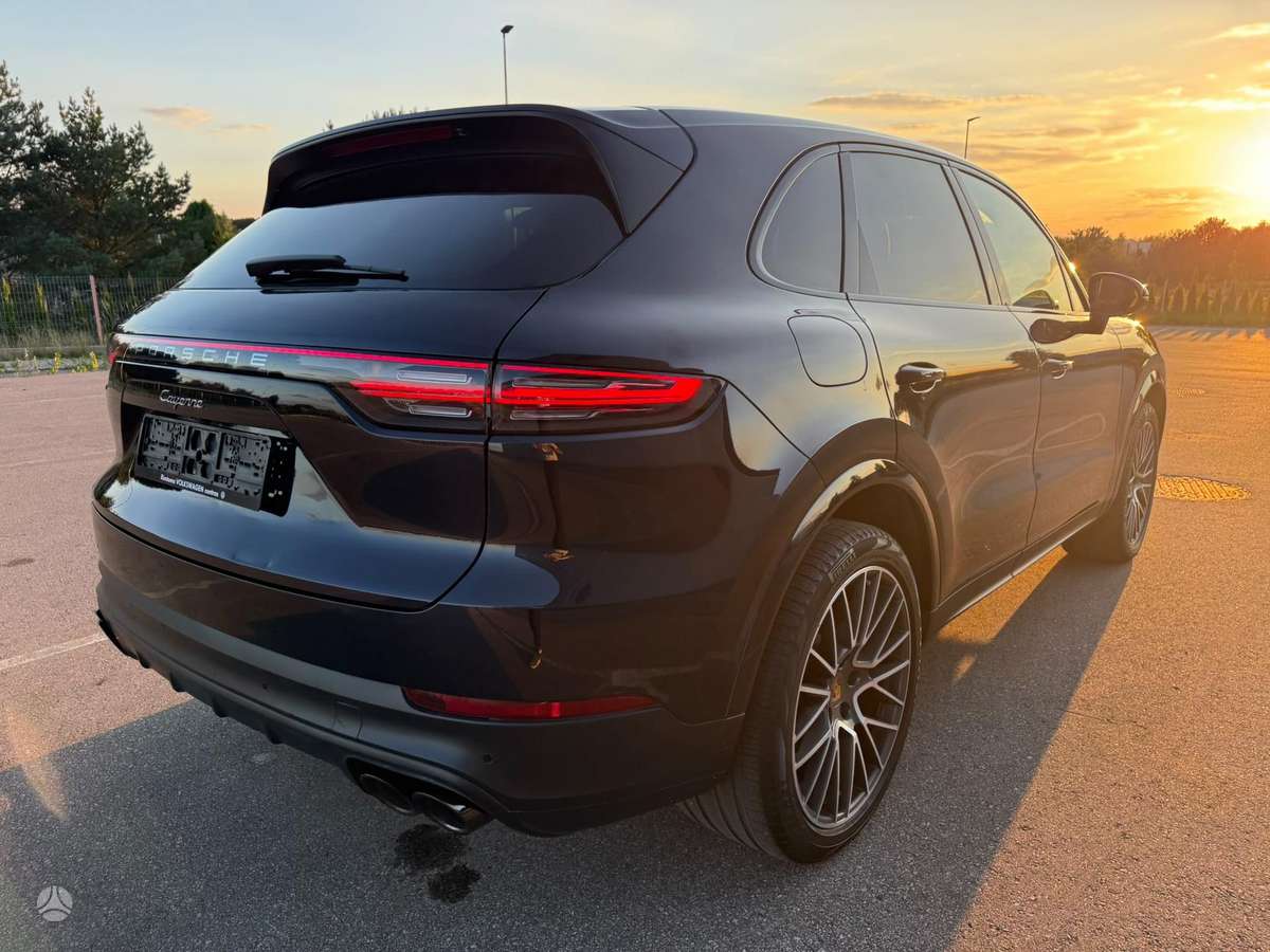 Porsche Cayenne - 3