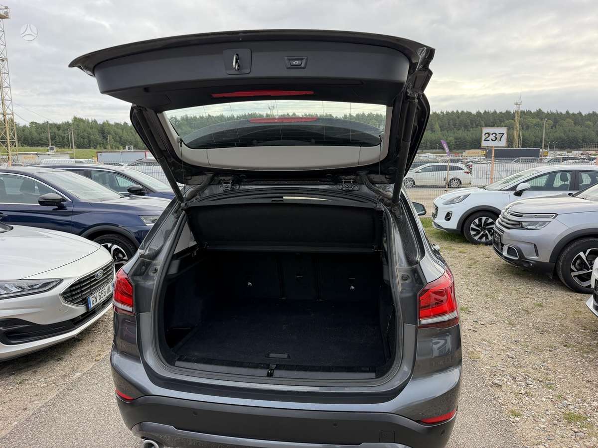 BMW X1 - 10
