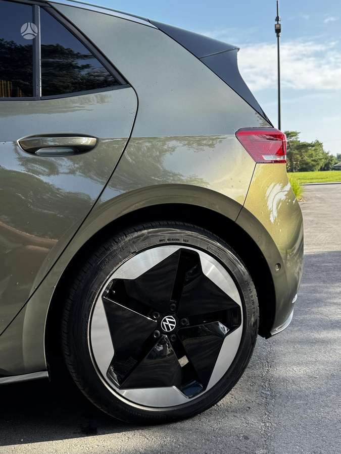 Volkswagen ID.3 - 11