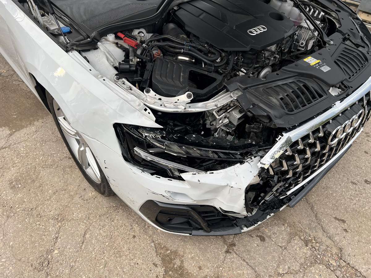 Audi A8 - 12