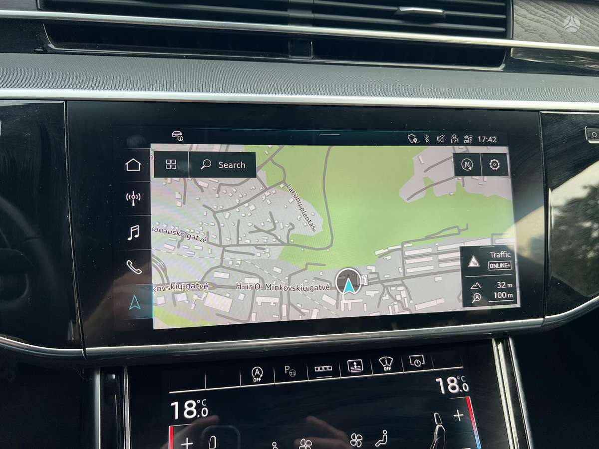 Audi A8, 3.0 l., Седан