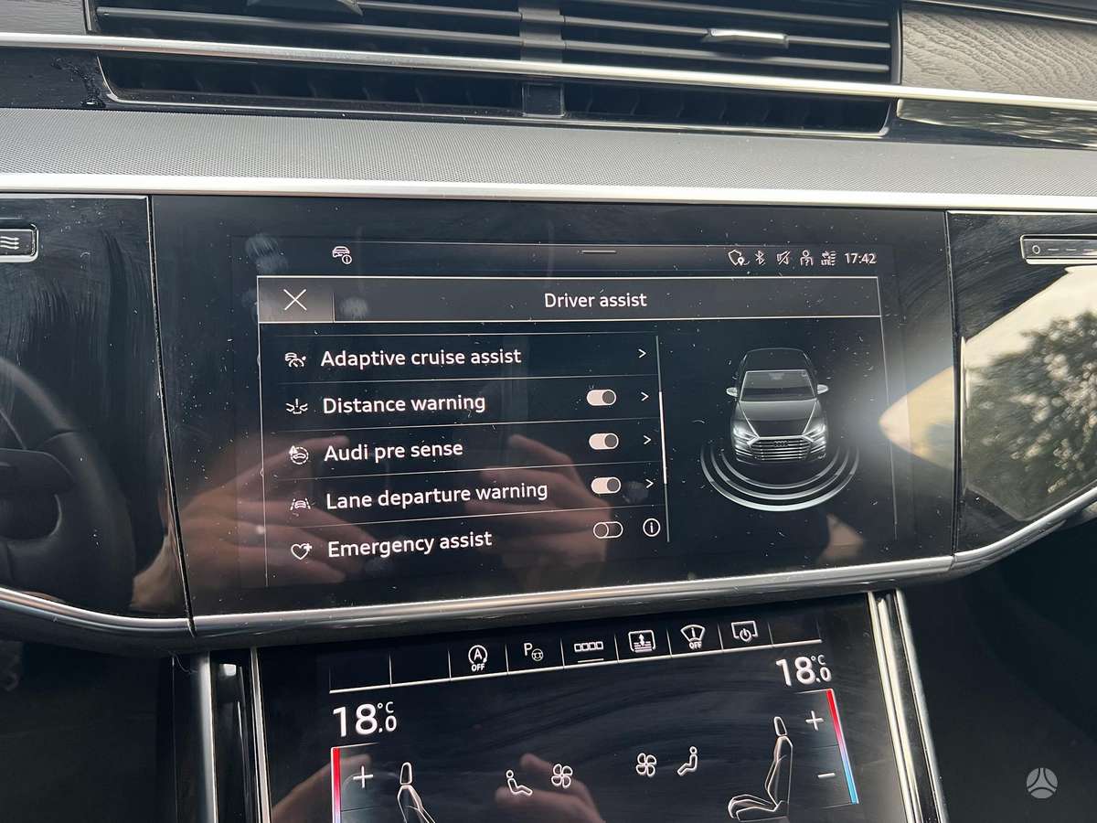 Audi A8, 3.0 l., Седан