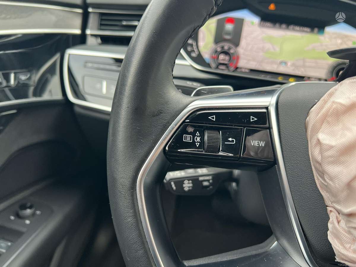 Audi A8, 3.0 l., Седан